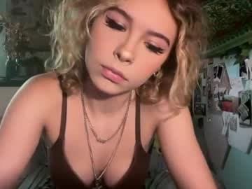 Danilovexoxo's room 💋Thong tease time💋 #new #shy #petite #18 #teen