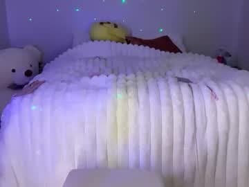 Ellieluvs's room #braces #snowbunny #dirtytalk #blonde #petite