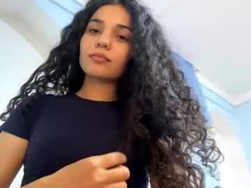 Goal:  Pull down your jeans💕 My name is Elly #young  #shy #18 #teen #new [181 tokens remaining]