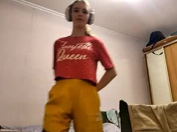 I feel a bit shy… but I want to try my first soft dance for you^^ #new #shy #teen #young #18 [155 tokens remaining]