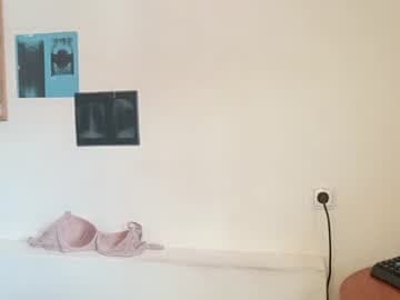 GOAL💗Doggy style on the bed  Hi my name is Lily🌸 #new #18 #teen #shy #you [120 tokens remaining]
