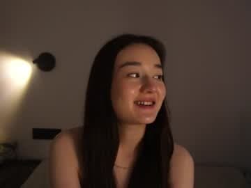 My 5th day here! goal : Melt the ice against my boobs <3 #cute #new #18 #shy #teen [0 tokens remaining]