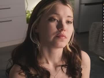 Goal: "Bareback + massage ass" i`m #new here #18 yo i have #smalltits and i`m #asian. My name is Akemi, but you can call me Aki #shy [162 tokens remaining]