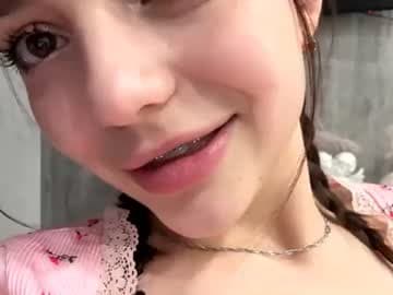 My name is Alice, it`s my first stream! Goal: oil my boobies and peak nipples... omg omg omg...💗 #18 #new #shy #young #teen [0 tokens remaining]